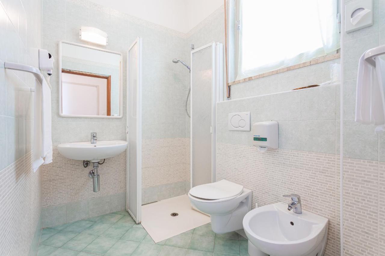צ'סנטיקו Hotel Eritrea מראה חיצוני תמונה