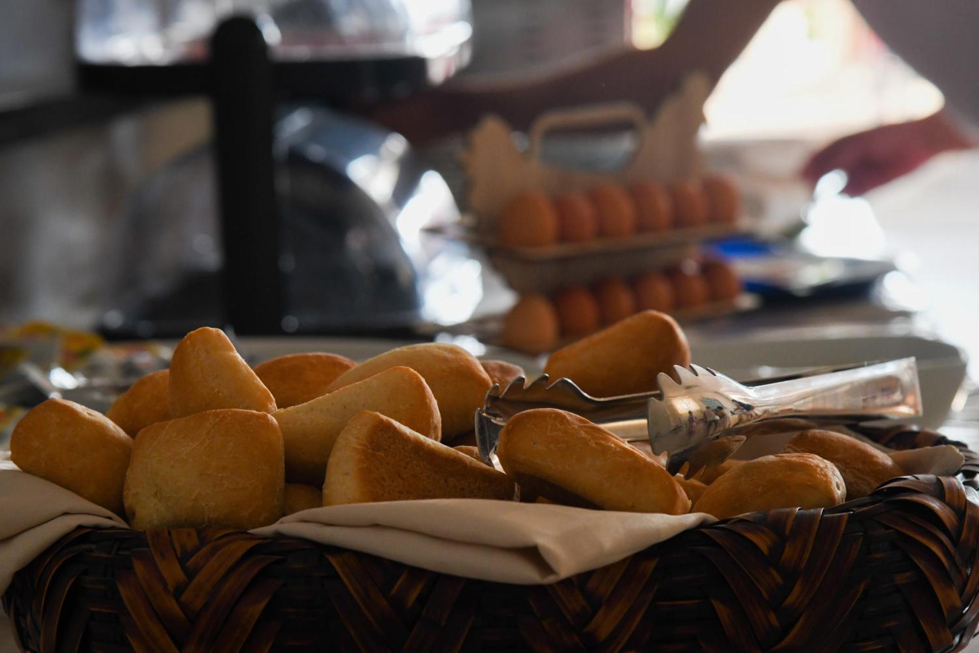 צ'סנטיקו Hotel Eritrea מראה חיצוני תמונה